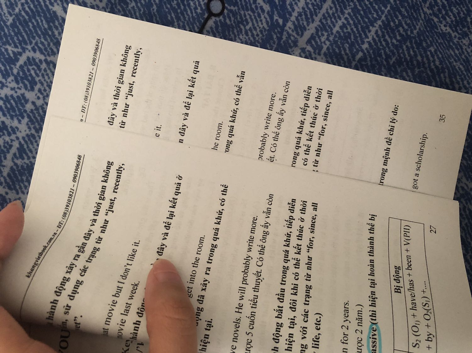 Về phần của Tiki: Giao hàng nhanh, nhân viên thân thiện, lịch sự, giá bán tốt.
Về nội dung sách: thật sự mình cực kỳ thất vọng. Nội dung tóm tắt nhìn chung khá đầy đủ, nhưng bị trùng lặp khá nhiều. Copy y chang nội dung cũ ở phần trước mang sang trang mới mà không có bất kỳ phần giải thích nào thêm. Không biết tác giả có xem lại toàn bộ sách mình biên soạn trước khi in ấn không nhỉ?
Sách in rất ẩu, bị mất trang nhiều.