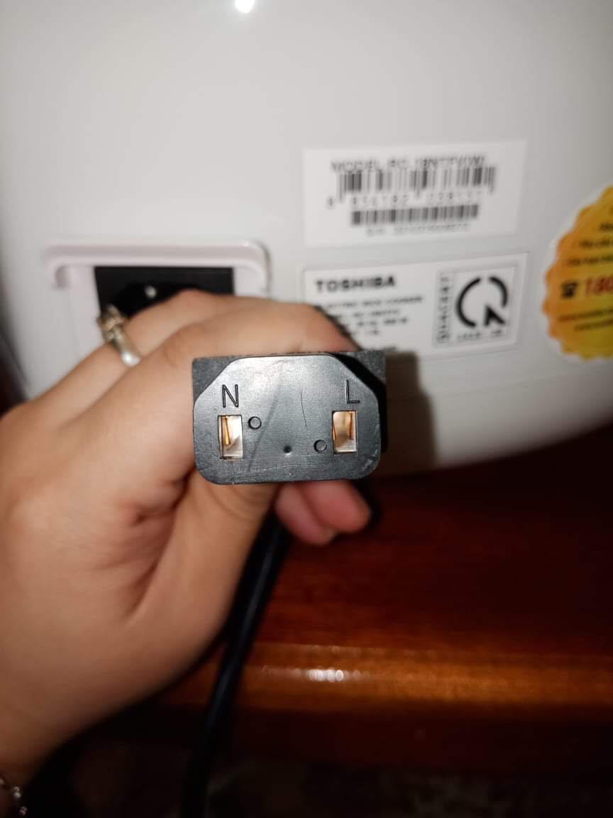 Nồi tốt!
Giao hàng nhanh 
Nhưng CÓ VẤN ĐỀ: đề nghị phía Tiki hay nhà cung cấp kiểm tra xem có giao nhầm dây nối cắm điện không! Dây nối và phích cắm rất lỏng!! Có thể đã giao nhầm dây nối của sản phẩm gần giống!
Đề nghị kiểm tra và phản hồi sớm!
Đề nghị Tiki hỗ trợ đổi lại dây cắm đúng cho khách!
Xin cảm ơn! Nồi tốt!
Giao hàng nhanh 
Nhưng CÓ VẤN ĐỀ: đề nghị phía Tiki hay nhà cung cấp kiểm tra xem có giao nhầm dây nối cắm điện không! Dây nối và phích cắm rất lỏng!! Có thể đã giao nhầm dây nối của sản phẩm gần giống!
Đề nghị kiểm tra và phản hồi sớm!
Đề nghị Tiki hỗ trợ đổi lại dây cắm đúng cho khách!
Xin cảm ơn!