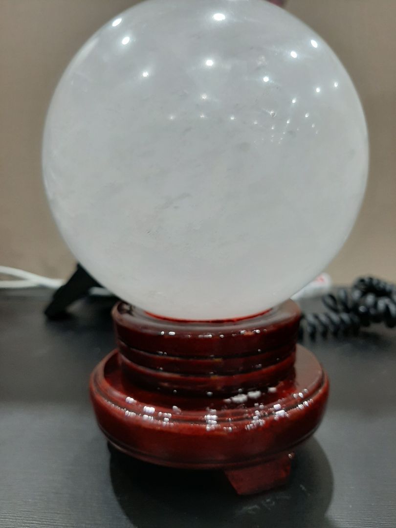 Trước khi mua mình đã nghĩ "thạch anh ko thể rẻ thế dc". Nhận hàng thì đúng là ko phải thạch anh mà là canxit. Trước khi mua mình đã nghĩ "thạch anh ko thể rẻ thế dc". Nhận hàng thì đúng là ko phải thạch anh mà là canxit.