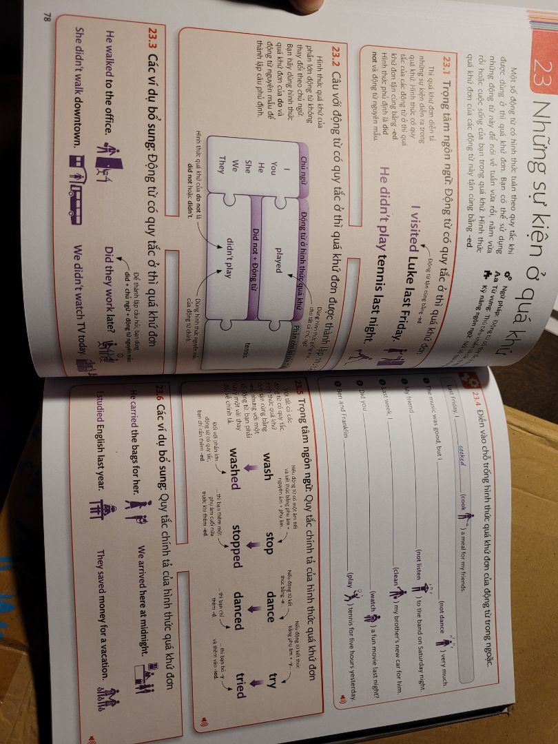 Sách đẹp, giấy dày, in màu rõ nét. Giao nhanh, đóng gói cẩn thận không cấn móp.