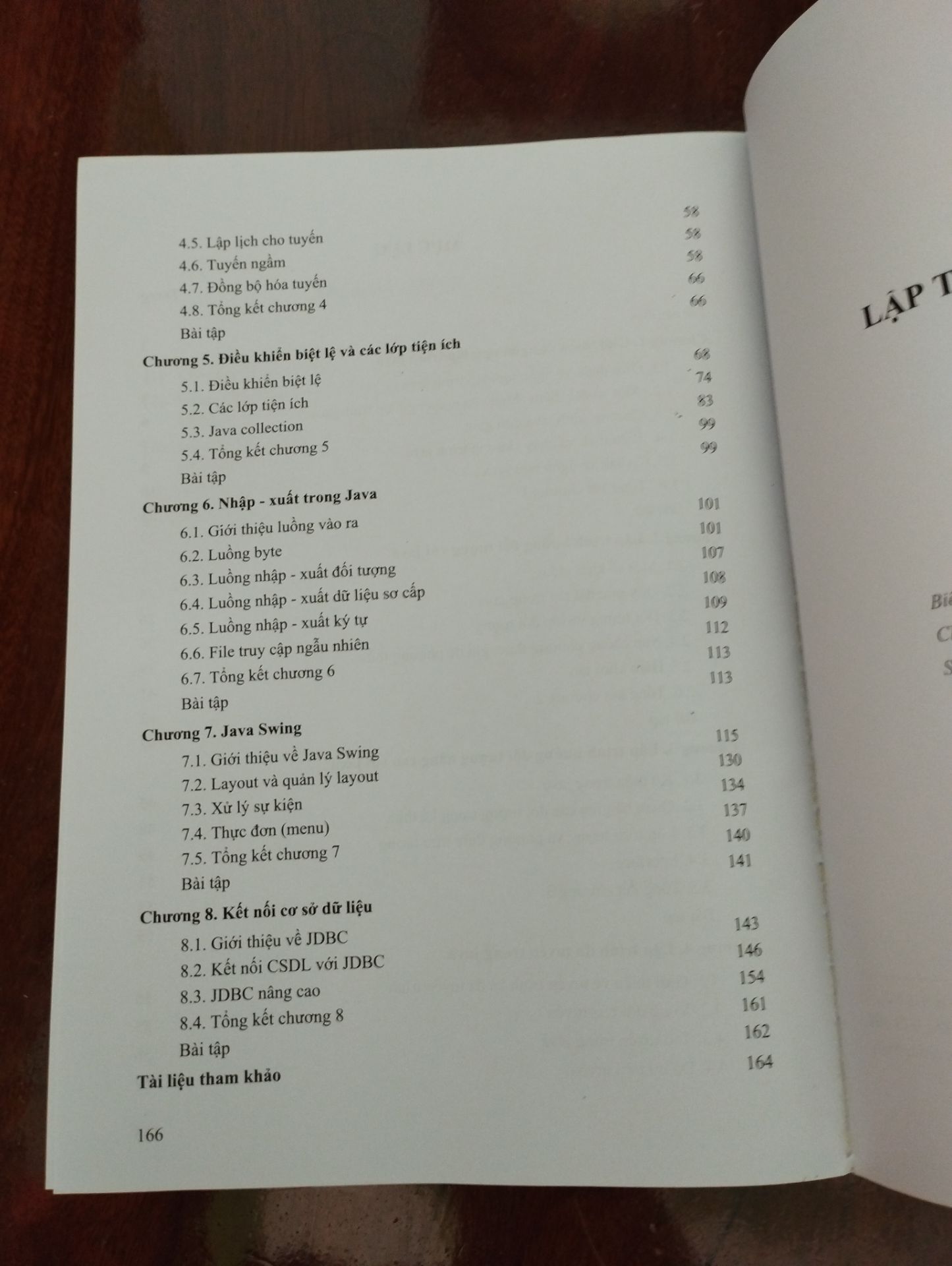 giao hàng đúng hẹn sách đúng với mô tả, gói hàng cẩn thận