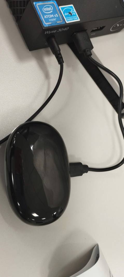 tai nghe thì ok còn hộp sạc thì tối đen dù đã cắm điện cả tiếng đồng hồ