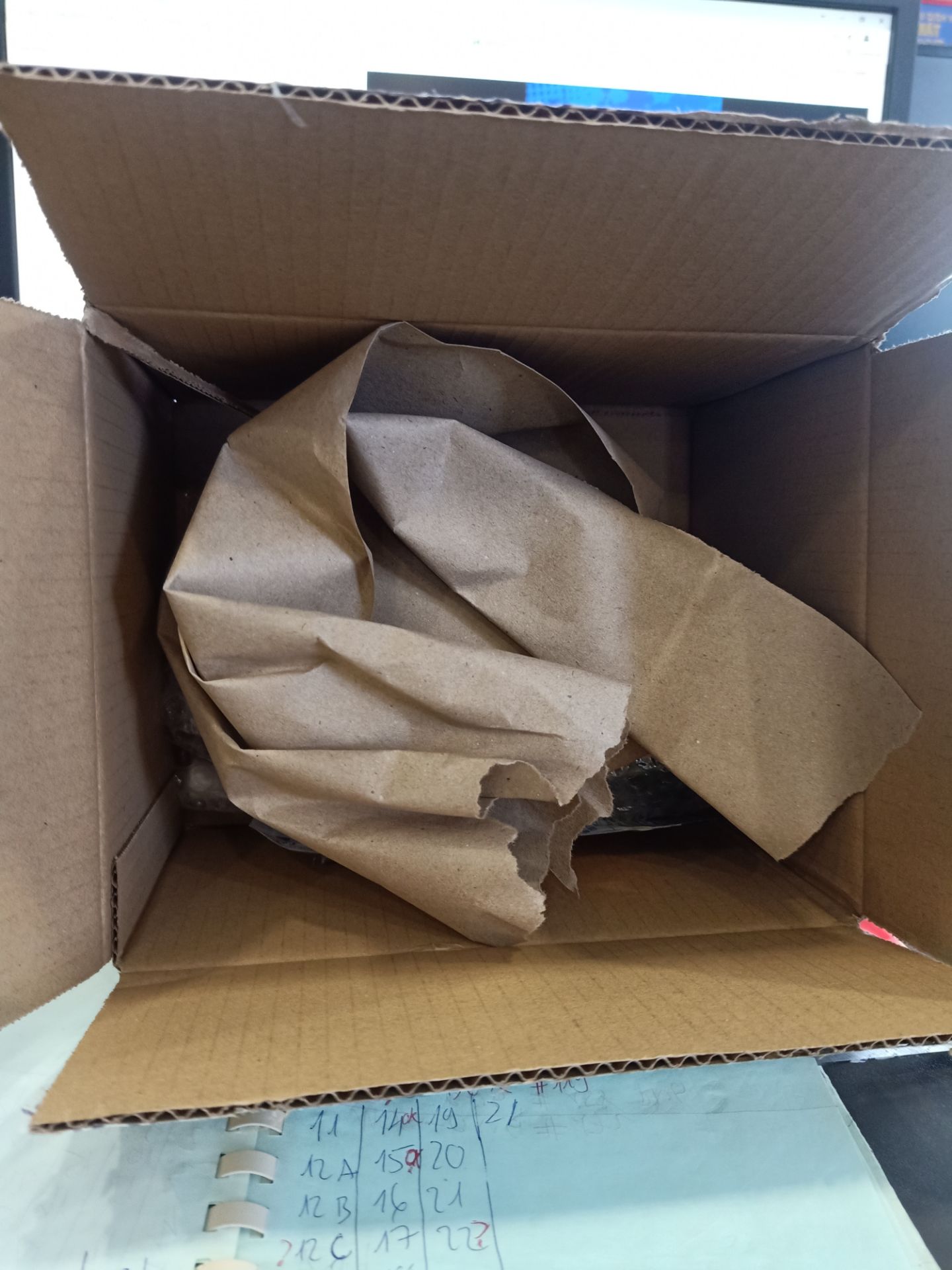 sản phẩm xài rất thích, nếu ai đang phân vân có nên mua máy rửa mặt hay không thì nên mua, rất sạch khi rửa máy, giúp loại bỏ mụn cám. tiki giao hàng nhanh, đóng gói cẩn thận