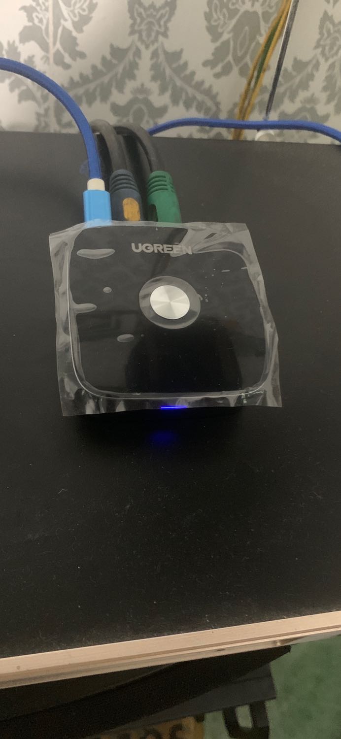 Đóng gói cẩn thận. Người giao hàng thân thiện, lịch sự. Sản phẩm bắt sóng tốt. Gọn nhẹ, dễ sử dụng!