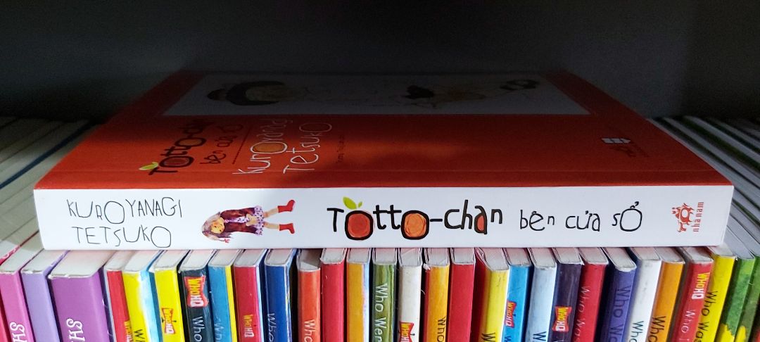 Một cuốn sách quá nổi tiếng và còn được dùng đặt tên cho các sự kiện nhiều văn hóa của nhiều trường học. Mình đã mượn sách để đọc nhưng vẫn muốn có một quyển cho riêng mình. Oh, sách nhỏ nhắn, đẹp và dễ thương như tên sách. Mình mua sách đúng vào dịp giãn cách toàn Tp nhưng Tiki vẫn đảm bảo giao sách đúng hẹn và an toàn.  Tiếp tục ủng hộ Tiki. Like & thanks! Một cuốn sách quá nổi tiếng và còn được dùng đặt tên cho các sự kiện nhiều văn hóa của nhiều trường học. Mình đã mượn sách để đọc nhưng vẫn muốn có một quyển cho riêng mình. Oh, sách nhỏ nhắn, đẹp và dễ thương như tên sách. Mình mua sách đúng vào dịp giãn cách toàn Tp nhưng Tiki vẫn đảm bảo giao sách đúng hẹn và an toàn.  Tiếp tục ủng hộ Tiki. Like & thanks!