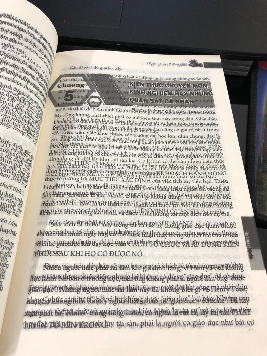NÊN MUA SÁCH Ở FAHASA. ĐỪNG HAM CỦA RẺ DẪN ĐẾN NHẬN ĐƯỢC SÁCH KHÔNG ĐỌC ĐƯỢC. RẤT THẤT VỌNG VỀ TIKI. ĐÃ MUA SÁCH NHIỀU LẦN MÀ CHƯA LẦN NÀO LÀM MÌNH HÀI LÒNG.