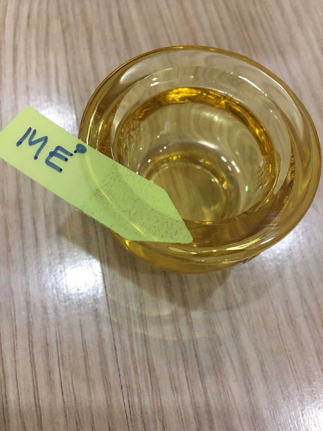 Shop đóng gói cần thận
Nhưng có 1 cái bị mẻ ạ