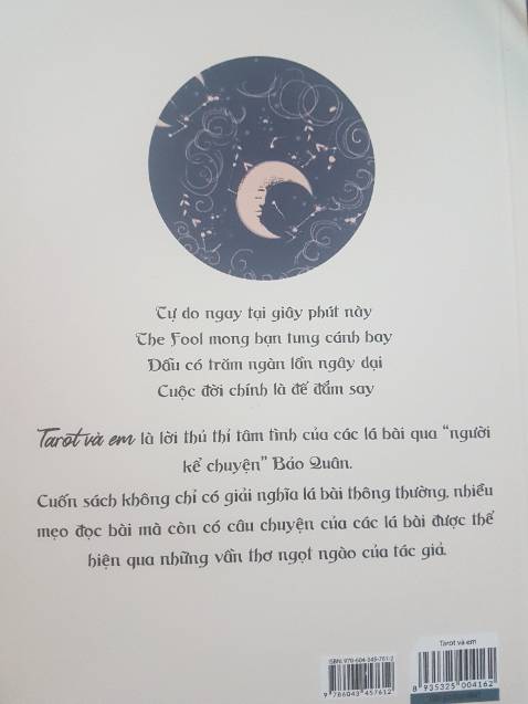 Sách rất xinh, giao hàng rất nhanh, bao bọc kỹ càng.