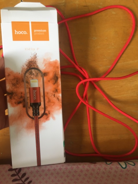 Sản phẩm đẹp và đúng độ dài (2m), đóng gói rất kỹ, hộp đựng k có dấu hiệu hư hỏng hay móp méo, sạc ổn định, tuy giao hàng trễ một ngày nhưng do sự cố nên k đáng kể.