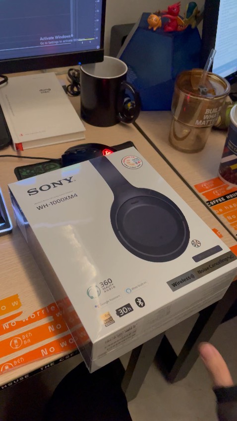 Nguyên seal ko móp méo . Giao hàng còn phải có code mới được lấy . Rất an toàn
Mua hàng giá cao tại tiki phải nói là an toàn và an tâm. Ủng hộ dài