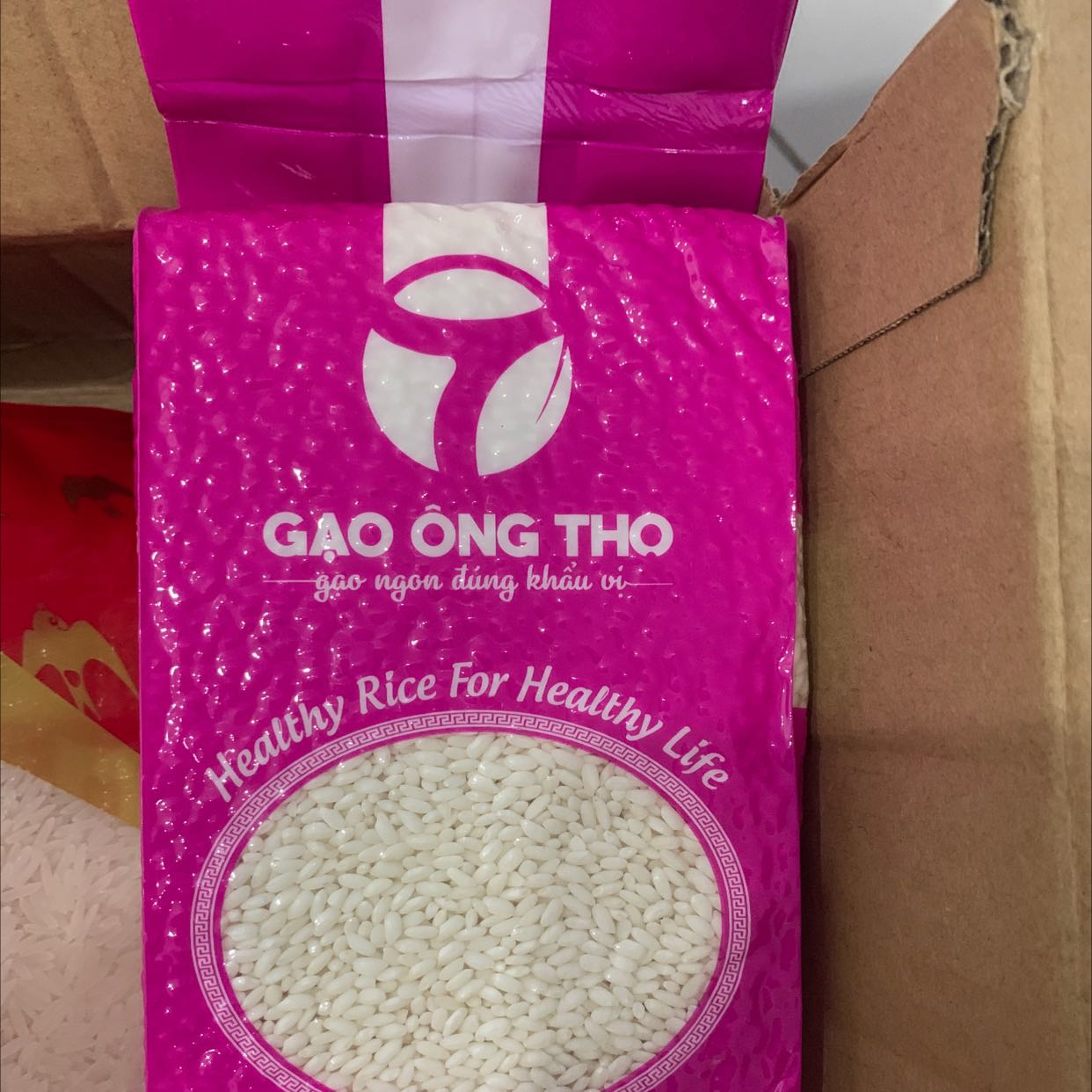 Nhìn ngon. Giao nhanh. Nhìn ngon. Giao nhanh.