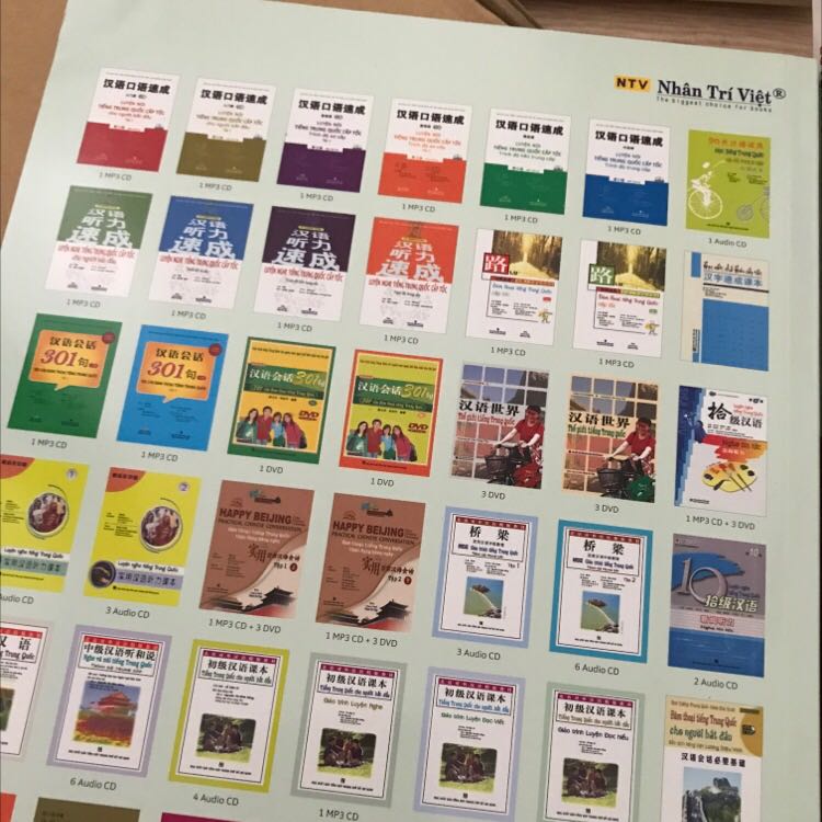 Giao siêu tốc lun. Sách còn nguyên seal. Sách đẹp mới ko bị hư hại , móp sách