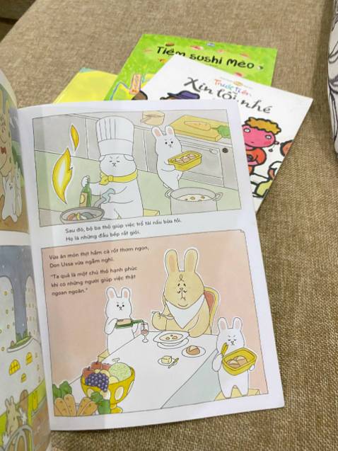 Lần đầu mua bên sop sợ ko hợp với ai ai dè con dính sách suot ngày, sách đẹp ko chê gì nội dung hay