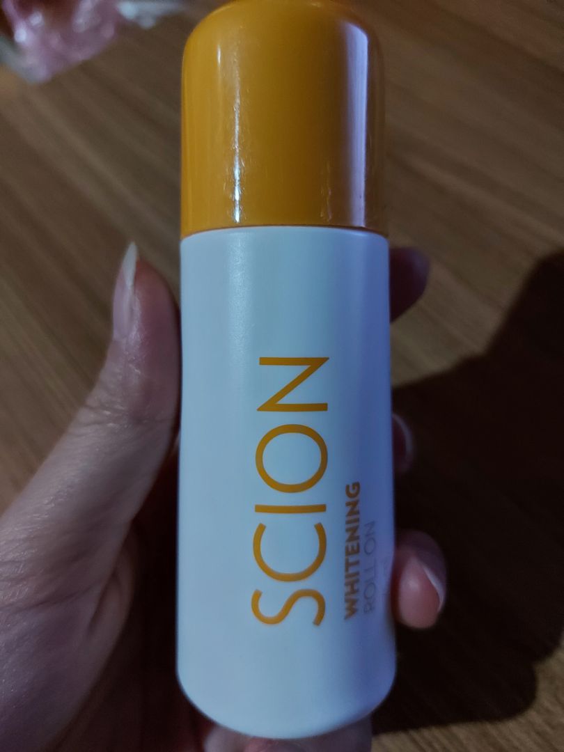 mua dùm bạn nên hong biết mùi thế nào nhưng nghe đồn hiệu quả lắm nên bạn mới tiếp tục sử dụng nữa ạ. mua dùm nên không có chụp hình được ạ.