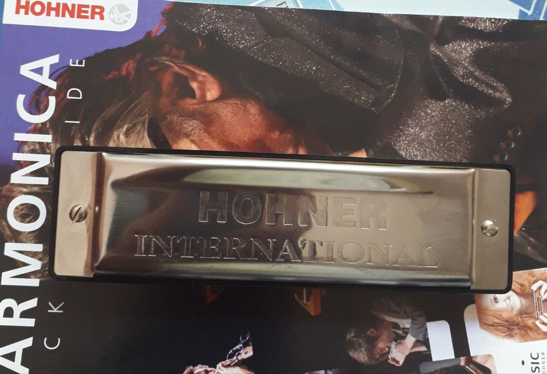 Kèn harmonica diatonic Hohner M50401 dùng được, còn về chất lượng mình không giám đánh giá. Đúng như mình đặt hàng và cũng đúng như hình hình. Chào Tiki.