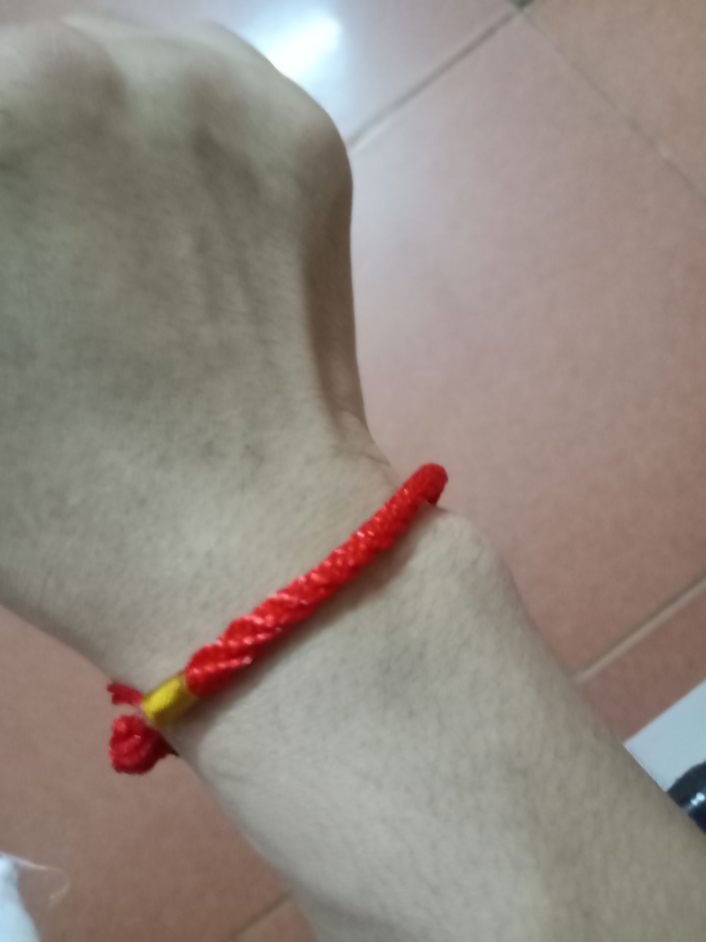 buồn quá shop ơi sp không được đẹp như hình mà shop đã gửi