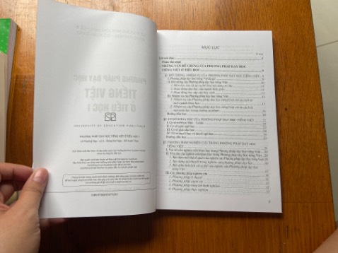 Một cuốn sách hay cho cha mẹ/ thầy cô tham khảo để dạy con học tv ở tiểu học