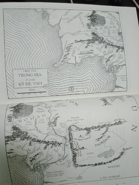 Đặt hàng giao siêu nhanh, sách còn mới và nguyên vẹn, sách được tái bản năm 2022, đằng sau mỗi cuốn đều có bản đồ giống như nhau, nội dung thì không cần phải bàn rồi, được dựng thành phim luôn, cảm ơn Tiki vì sản phẩm này.