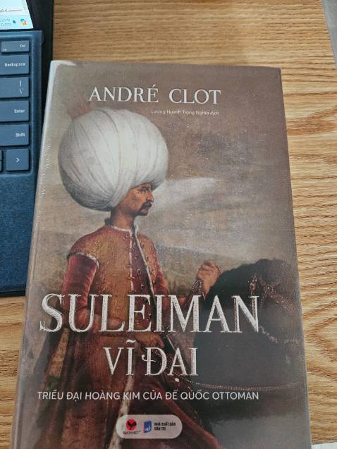 Giao hàng nhanh chóng, chuyên nghiệp, gọi điện trước khi giao. Đóng gói cẩn thận.