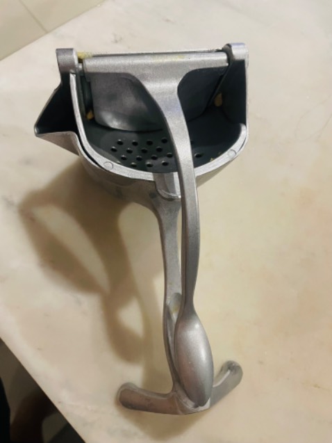 Sản phẩm ko có logo giống hình