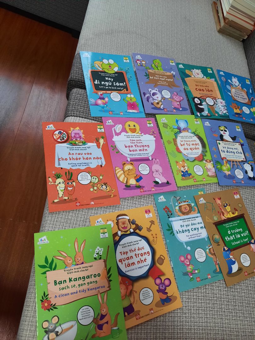Sách mới đẹp. tiki giao hàng nhanh và bọc sách cũng như đóng gói rất cẩn thận. Sách nhỏ và mỏng hơn mình nghĩ khoảng 7-8 tờ/ cuốn nhưng đọc cho bé để rèn các thói quen tốt cho con cũng rất ok.