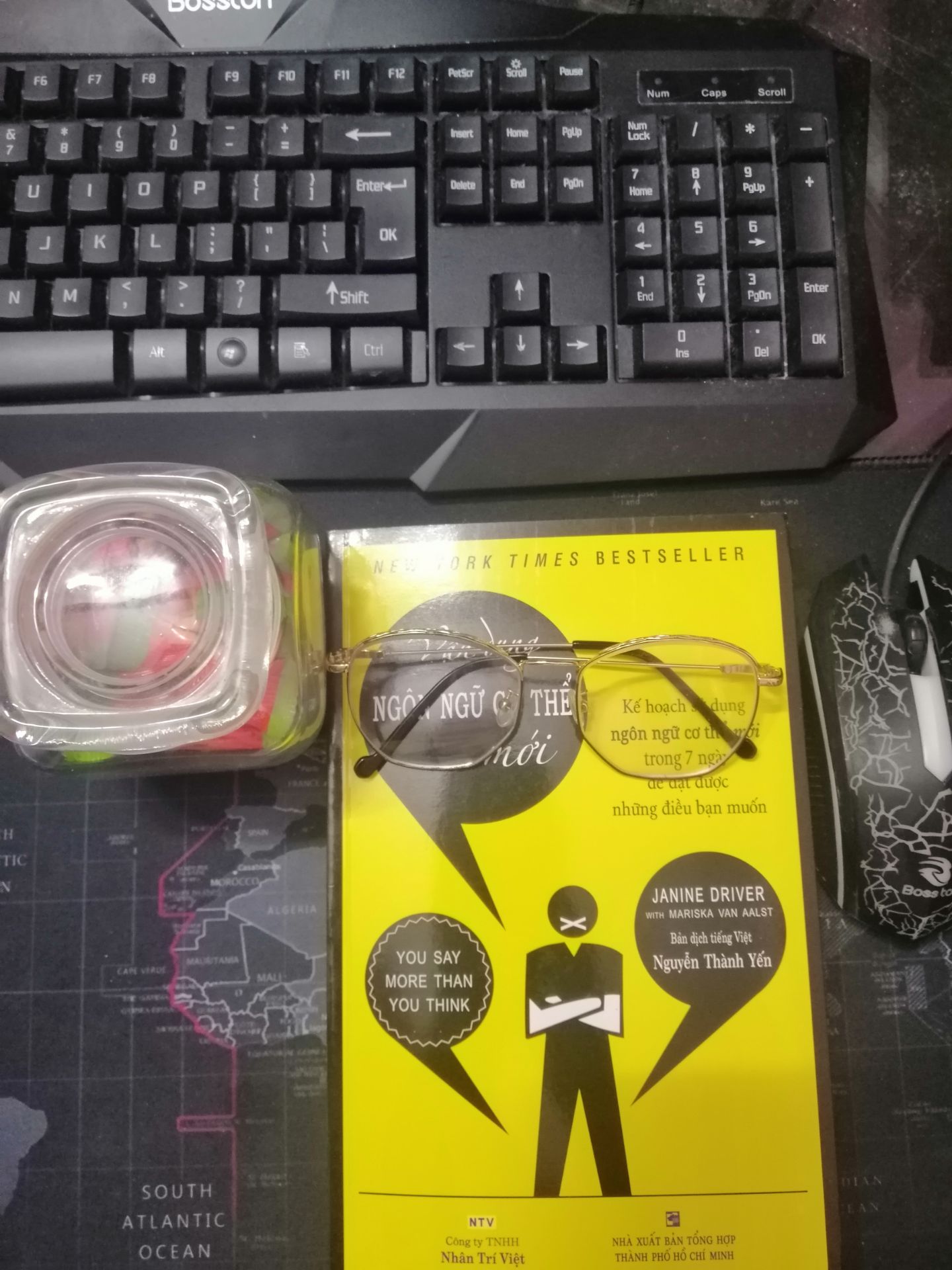 tuyệt cú mèo mình cảm thấy rất hài lòng.
đắng đo ko bk nội dung hay ko.với sách ship có sao ko.nhưng khi tới nơi và luyện dc vài trang đầu mình cản thấy sách hay tuyệt.mình cảm thấy tự tin hơn rất nhiều. thank tiki