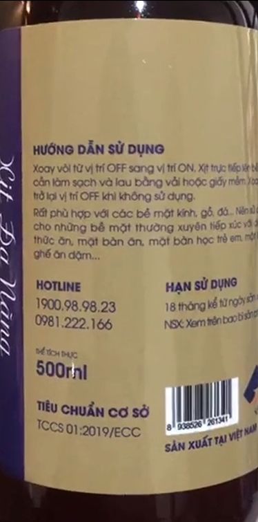 Nước xịt tẩy rửa hữu cơ bồ hòn - quế: Lau sạch tương tự như nước bồ hòn tự ngâm. Mùi quế dễ chịu. Đóng chai đẹp, tiện dụng.