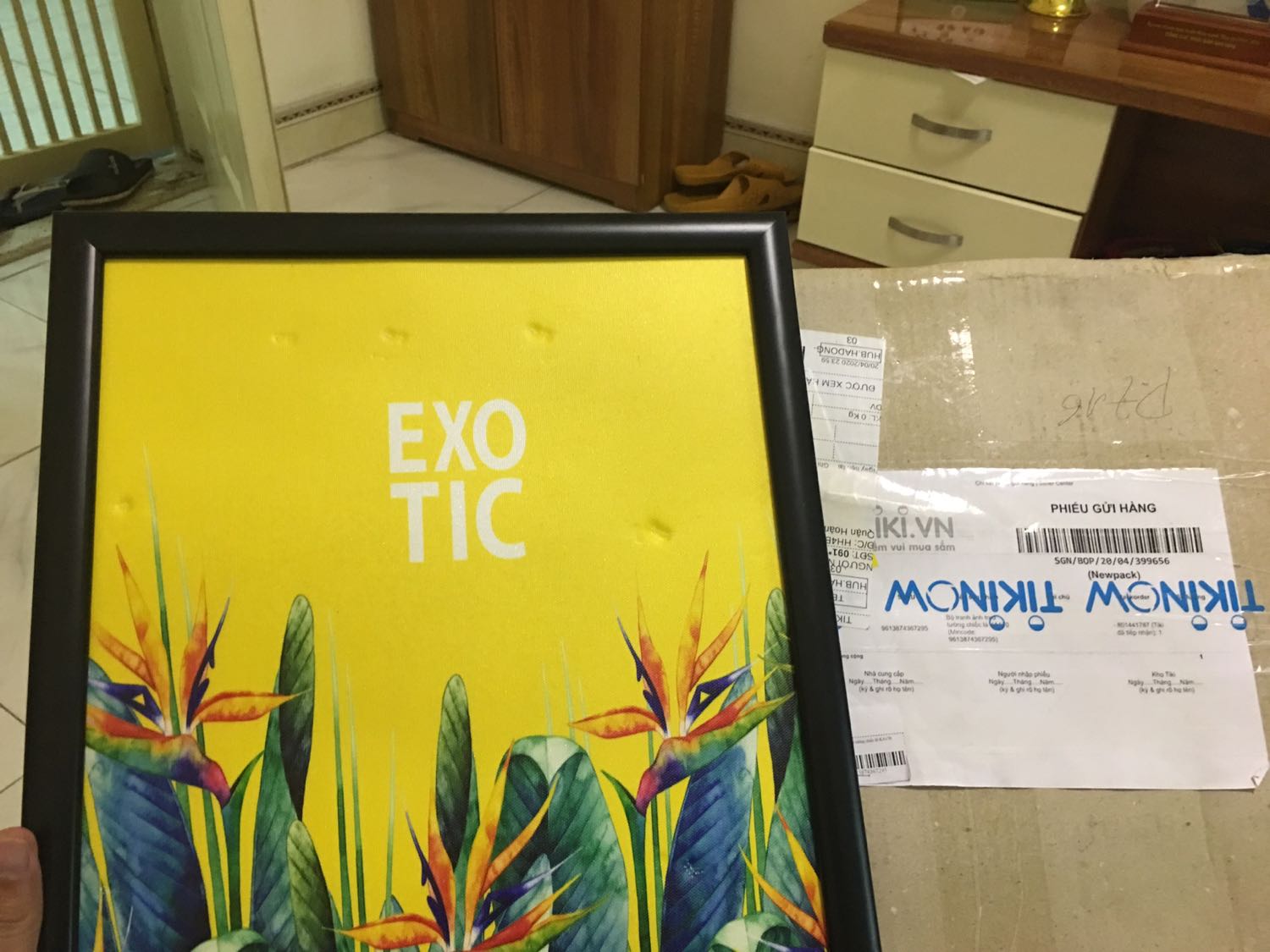 Hàng bị lỗi,khả năng do lỗi đóng hàng,đã gửi đổi sản phẩm mới