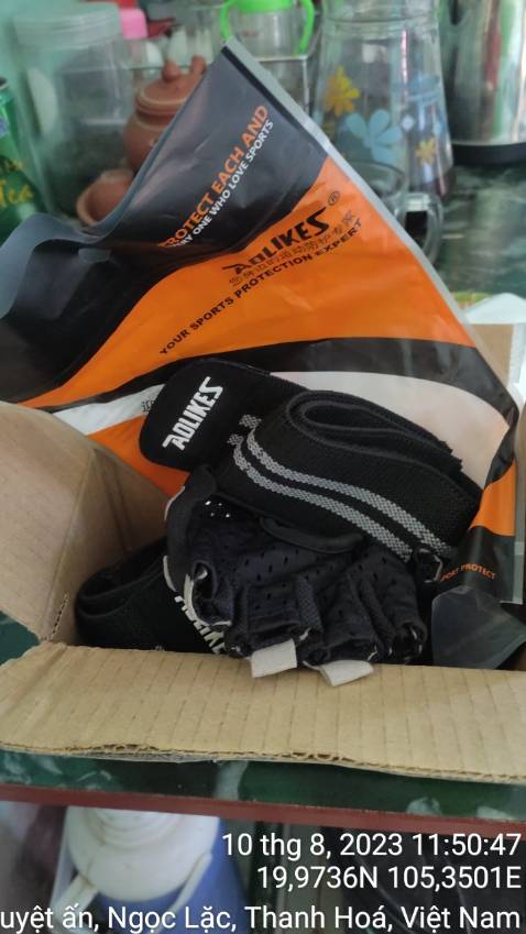 Giao hàng tận nhà nhanh gọn,đóng gói sp đẹp,chất lượng tốt...