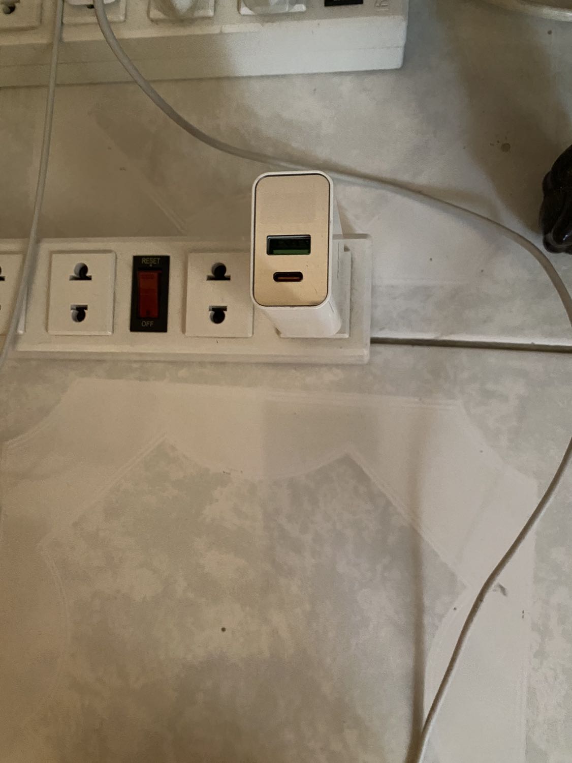 Đóng gói rất cẩn thận , giao hàng nhanh và sản phẩm sử dụng bạn đầu thấy ổn và đạt được yêu cầu