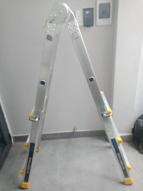 Thang chắc chắn, dễ di chuyển và sử dụng, có giấy bảo hành, cách sử dụng và xuất kho nữa. Sản phẩm đóng gói kỹ, dc giao nhanh