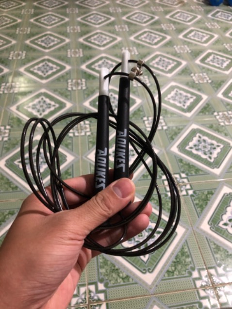 Dây chắc chắn, nhẹ, dễ điều chỉnh