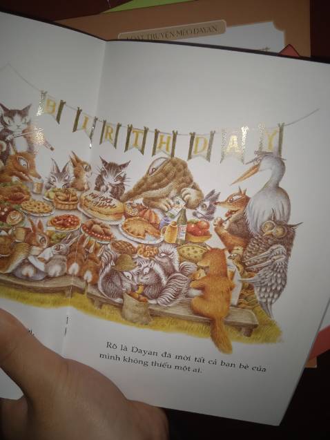 Sách hay chuẩn, giấy xịn mực in đẹp,quan trọng là giá rẻ hơn giá ở bìa. Mua luôn mấy cuốn liền