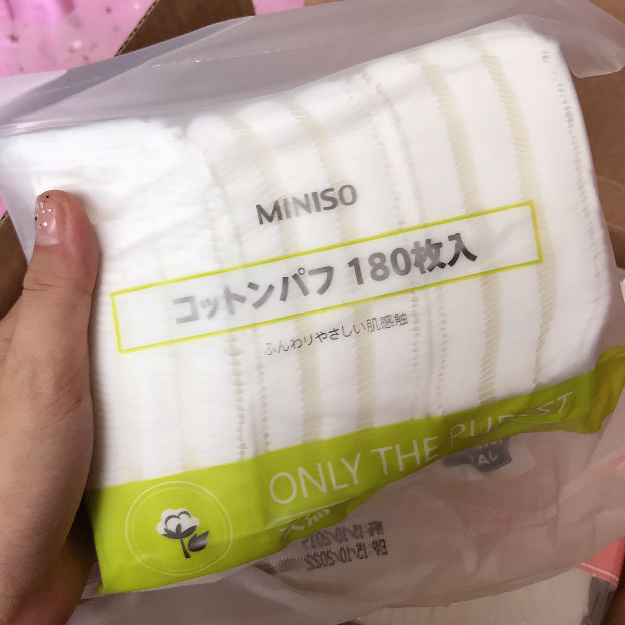 Combo đỉnh thật luôn , vừa có loại dày vừa có loại mỏng đã vậy giá cả cũng ok nữa , không có điểm trừ nào cho 2 em này luôn ??