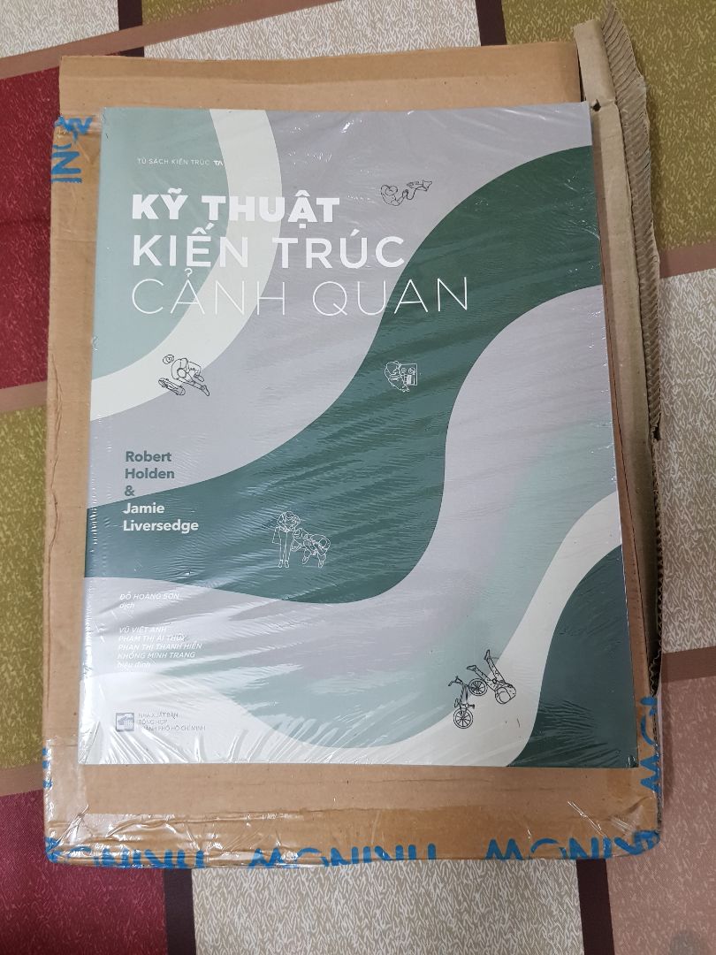 Biết sách này qua giáo viên, đánh giá khách quan sách nội dung hay,  chất lượng in tạm được. Nhưng mua sách ở tiki rất nhiều lần rồi. Nhưng đây là lần đầu tiên nhận một quyển sách đóng gói không có chống sốc hay giấy lót, chỉ có một cái hộp cartong bọc ngoài, không hề có tâm chút nào, sách bị móp ở góc khá nhiều. Mình thấy còn may mắn chán, vận chuyển như vậy thì không biết người khác còn bị hỏng như thế nào nữa.