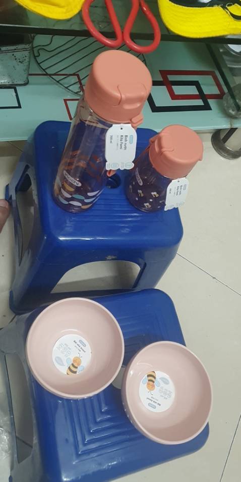 Kiểu dáng đẹp khả năng chịu nhiệt tốt có dây đeo tiện lợi