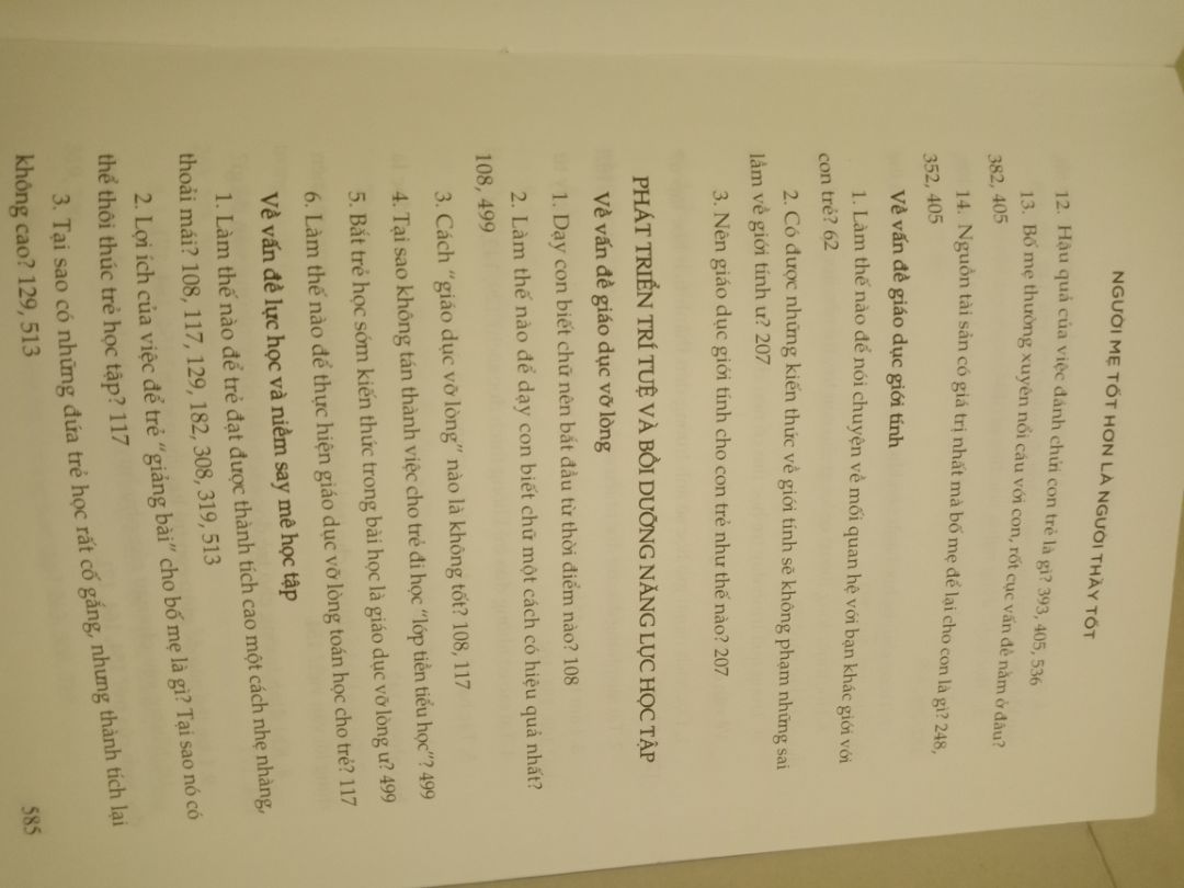 rất đáng mua, lần đầu mua một cuốn sách mà thấy quá rẻ so với giá trị nhận được từ sách.  vì sách khá dày nên có thể lật cuối sách dò tìm vấn đề quan tâm đọc trước.