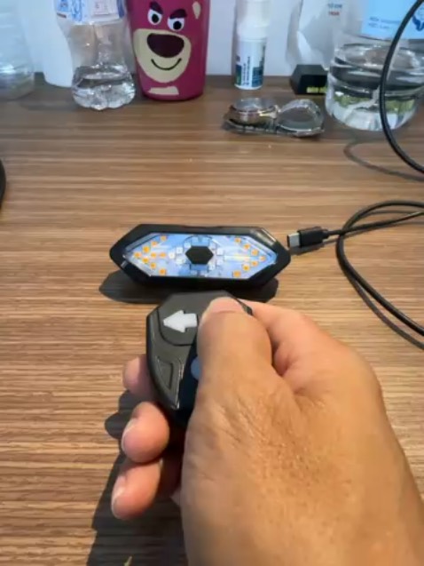 Bấm không hoạt động, công tắc bấm không có tác dụng. Vui lòng tư vấn giúp cách khắc phục hoặc đổi hâng