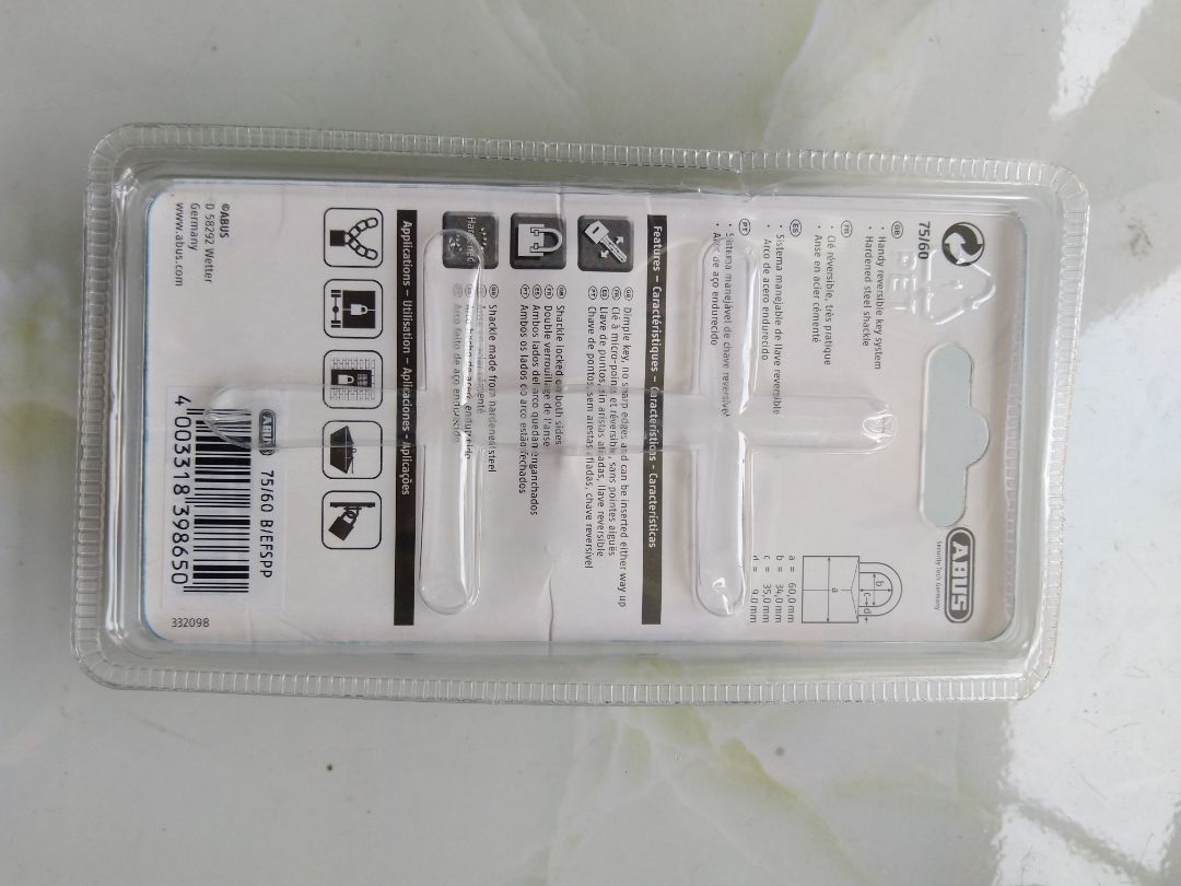 sản phẩm tốt. chắc chắn. nhưng có vẻ nhưng đây là sản phẩm lỗi. logo sản phẩm khắc laser bị lỗi.

sản phẩm chưa được qua qua khâu kiểm tra chất lượng.

tuy nhiên lỗi này không ảnh hưởng đến chức năng sp. cho 3 sao.