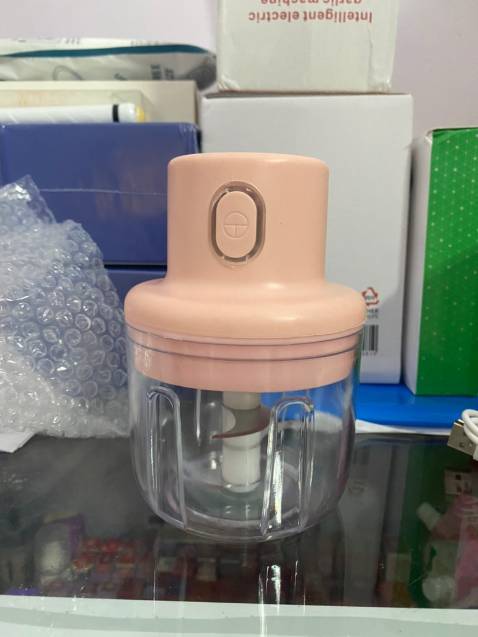 Mới mua mình cứ nghĩ là bé lắm như mà to hơn mình nghĩ. Máy xay tốt, nhanh, rất đáng đồng tiền