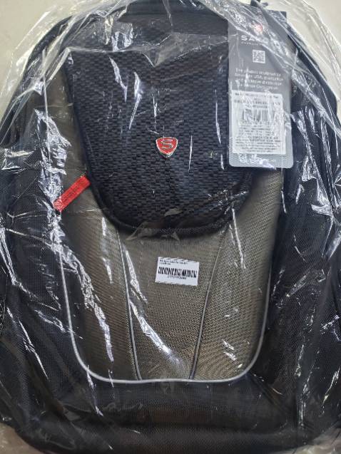 Chồng mình mua màu đồng, mình dùng màu đỏ.Rất vừa ý! Cám ơn tiki, cám ơn shop!!