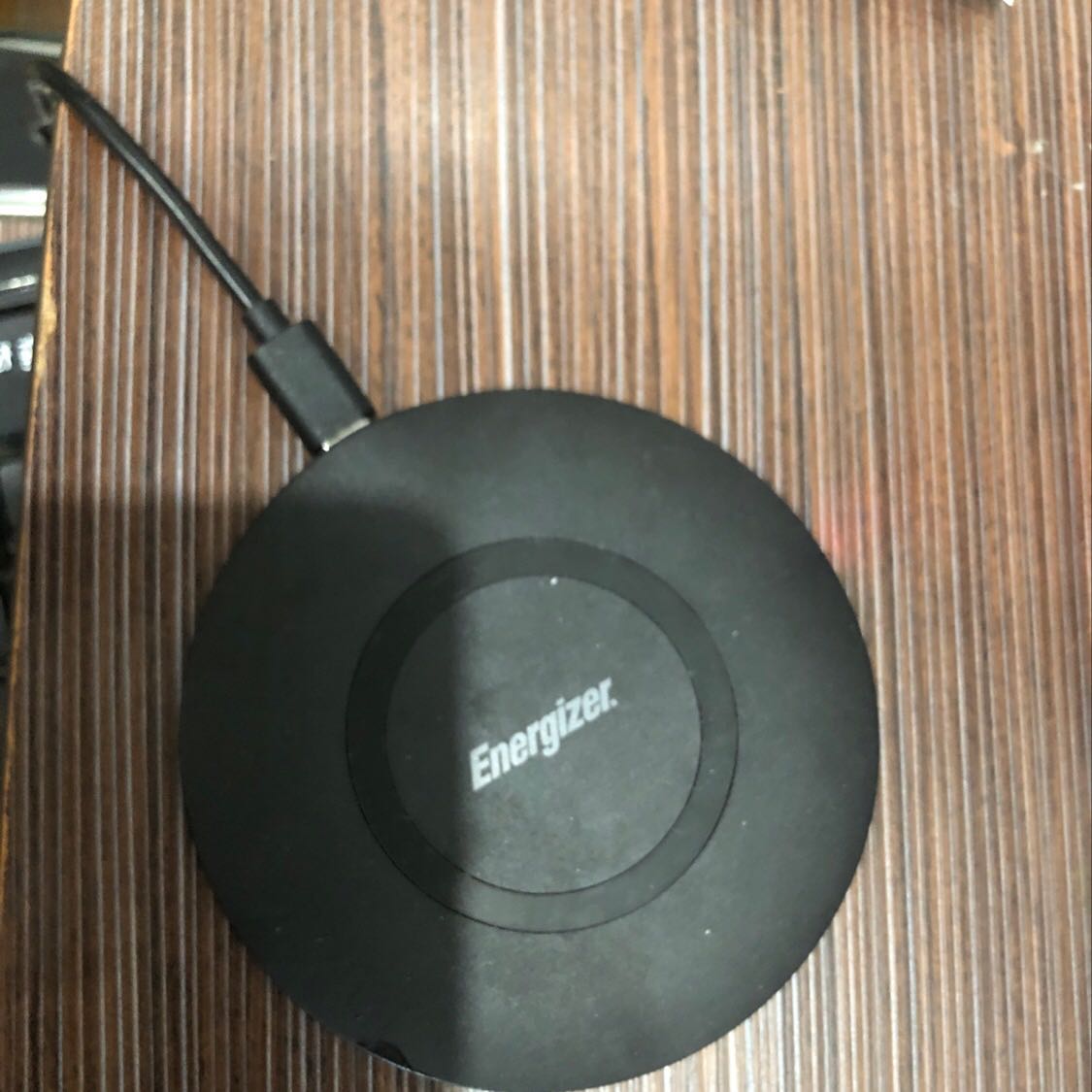 Giao hàng nhanh. Sử dụng ổn với iphone 10 trở lên. Hàng chắc chắn