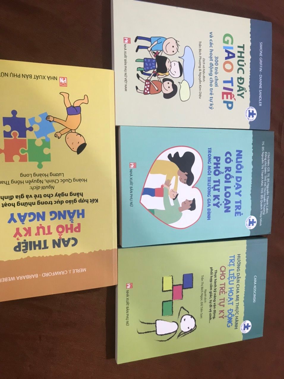 Cảm ơn tiki! Tôi rất hài lòng về bộ sách đặt mua của tiki.