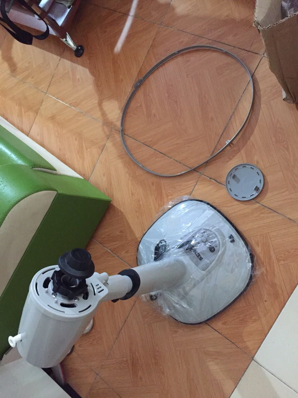 Mua cái quạt mà nhà bán không giao cánh quạt và lồng quạt thì tôi dùng quạt kiểu gì cho mát đây ạ? Mua hàng tiki bao nhiêu năm, thật sự sốc khi nhà bán giao thiếu phụ kiện nghiêm trọng kiểu này!