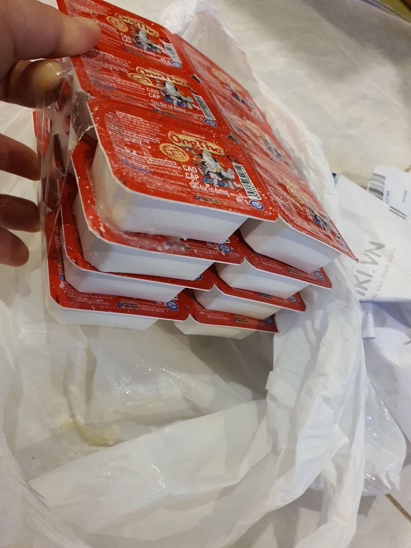 giao hàng bể đổ sữa đầy như vậy làm sao khách hàng sử dụng? giao hàng bể đổ sữa đầy như vậy làm sao khách hàng sử dụng?