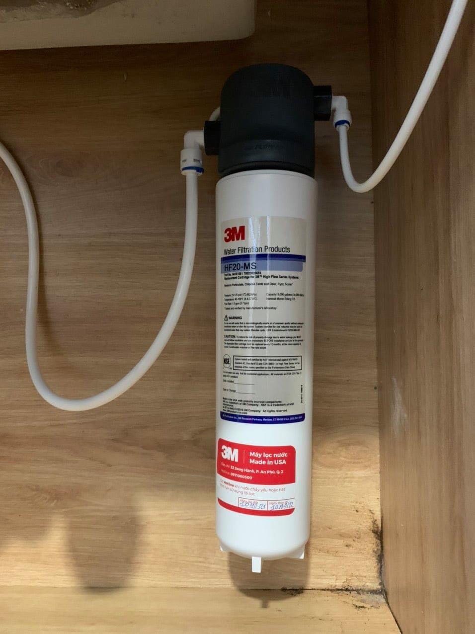 Hàng chất lượng, xài tốt, thương hiệu của Mỹ xài rất yên tâm, tiện dụng, dùng để uống và nấu ăn, rửa rau củ quả đều tốt, shop uy tín, kỹ thuật lắp chu đáo Hàng chất lượng, xài tốt, thương hiệu của Mỹ xài rất yên tâm, tiện dụng, dùng để uống và nấu ăn, rửa rau củ quả đều tốt, shop uy tín, kỹ thuật lắp chu đáo