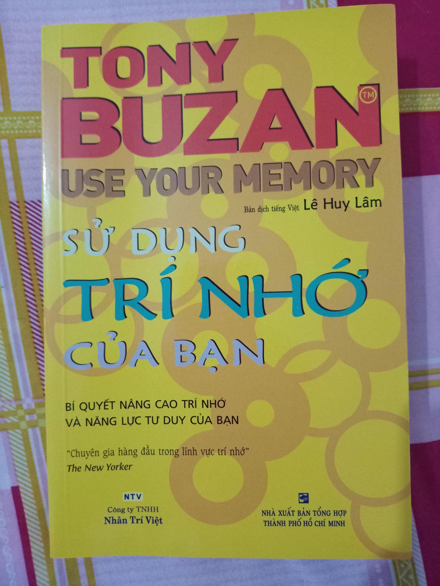 Bìa đẹp, nội dung sách hay, mặc dù xuất bản năm 2019 nhưng nhìn như sách mới xuất bản!