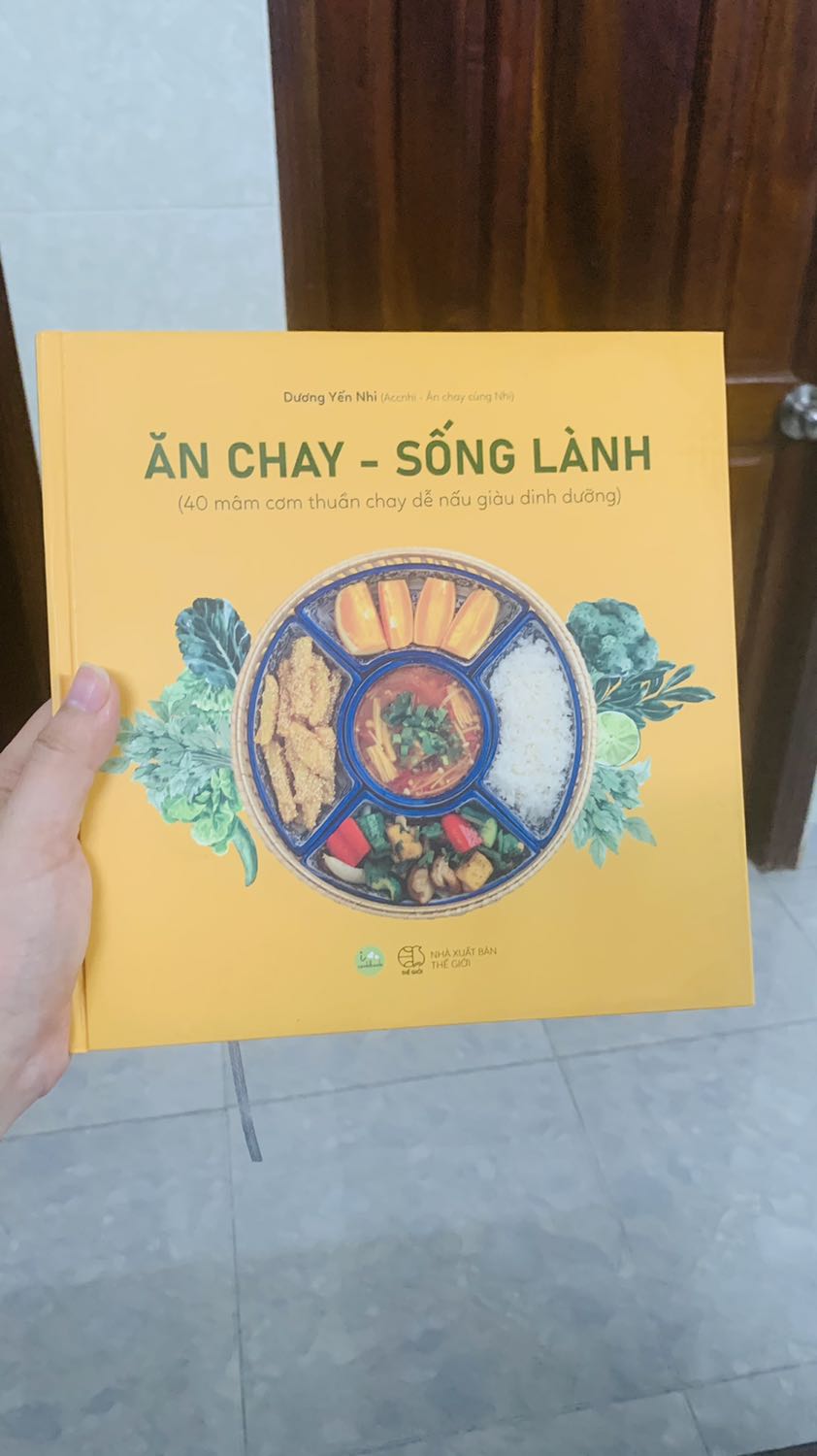 Sản phẩm tốt trong tầm giá, tôi hài lòng sau khi mua hàng. Giao hàng nhanh và đóng gói cẩn thận. Tôi chia sẻ thêm hình ảnh cho mọi người tham khảo khi mua hàng nhé. Tôi sẽ mua lại lần nữa của shop nếu cần thêm.