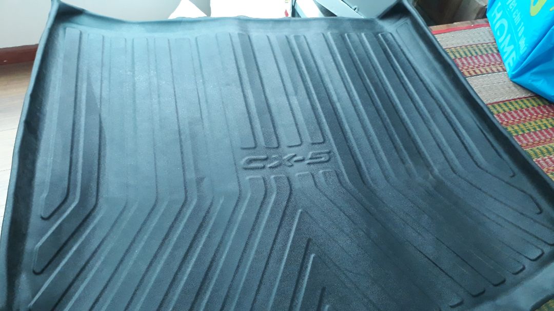 vui lòng đổi hàng giúp mình, đặt lót cốp honda city 2019 mà lại ship mình xe mazda CX -5 là sao.