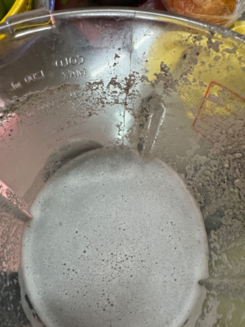 Tuy có 1 chút vướng mắc nhưng Tiki đã liên hệ nhà sản xuất để xác định chính xác nguyên nhân lỗi và thu hồi sản phẩm. Chăm sóc khách hàng của Tiki rất tốt. Theo tôi, nếu cần mua sản phẩm có giá trị, Tiki vẫn là nơi mua hàng đáng tin cậy nhất trong các sản thương mại điện hiện nay tại Việt Nam.